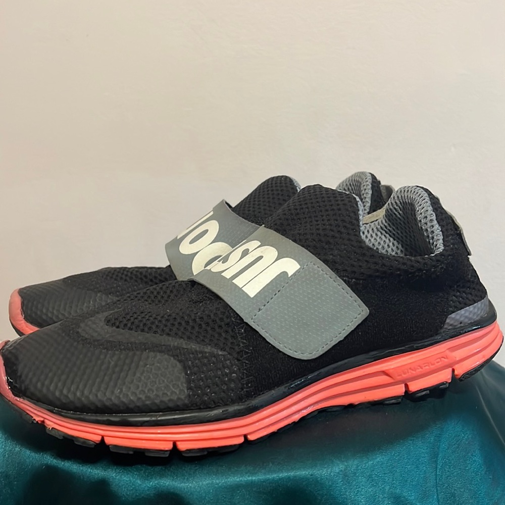 Nike Lunar Fly 306
